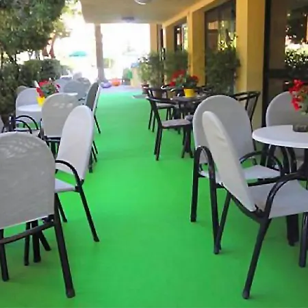 Hotel Club 3*