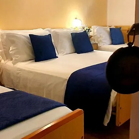 Club Hotel 3*