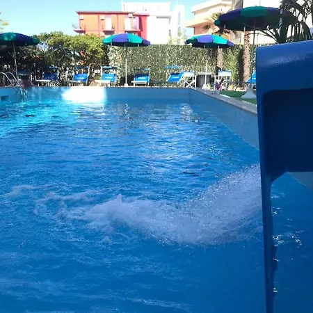 Hotel Club 3*