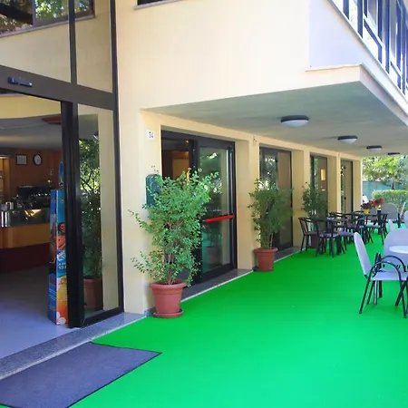 Hotel Club 3*