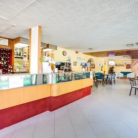 Club Hotel