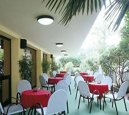 Hotel Club 3*